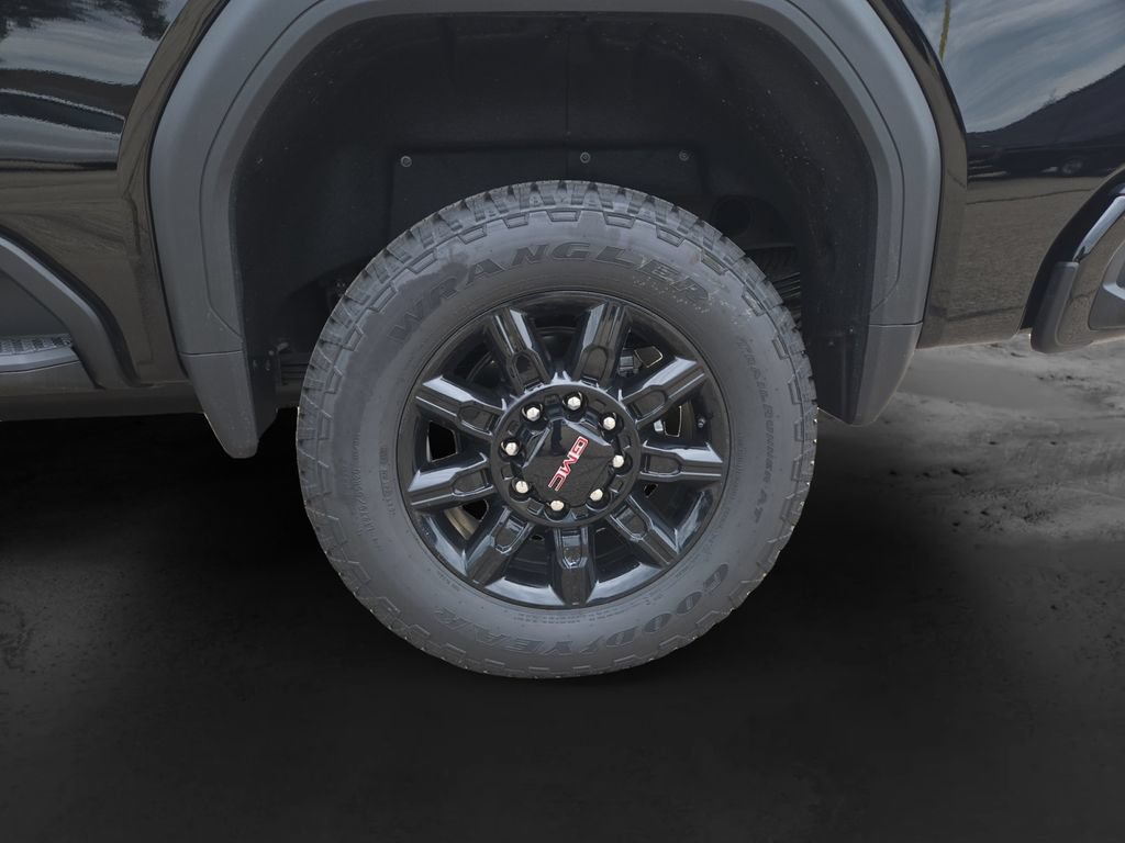 New 2026 GMC Sierra 2500 AT4 w/ AT4 Premium Plus Package AWD/4WD image 13