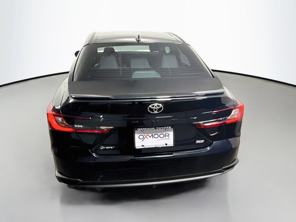 Used 2026 Toyota Camry SE FWD image 6