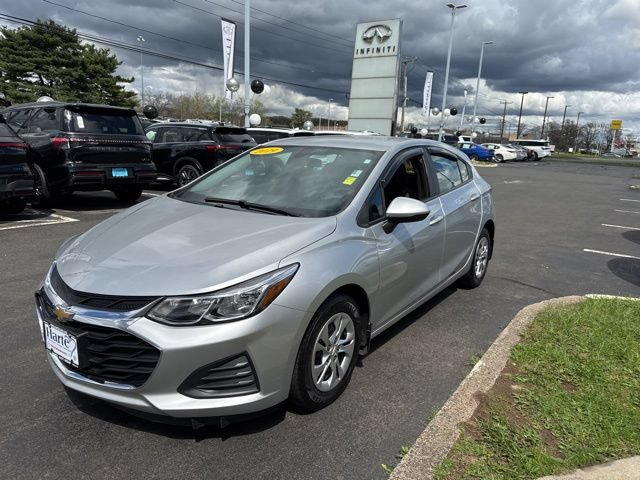 Used 2019 Chevrolet Cruze LS FWD image 3