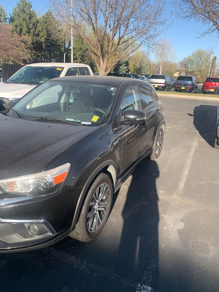 Used 2016 Mitsubishi Outlander Sport ES image 3