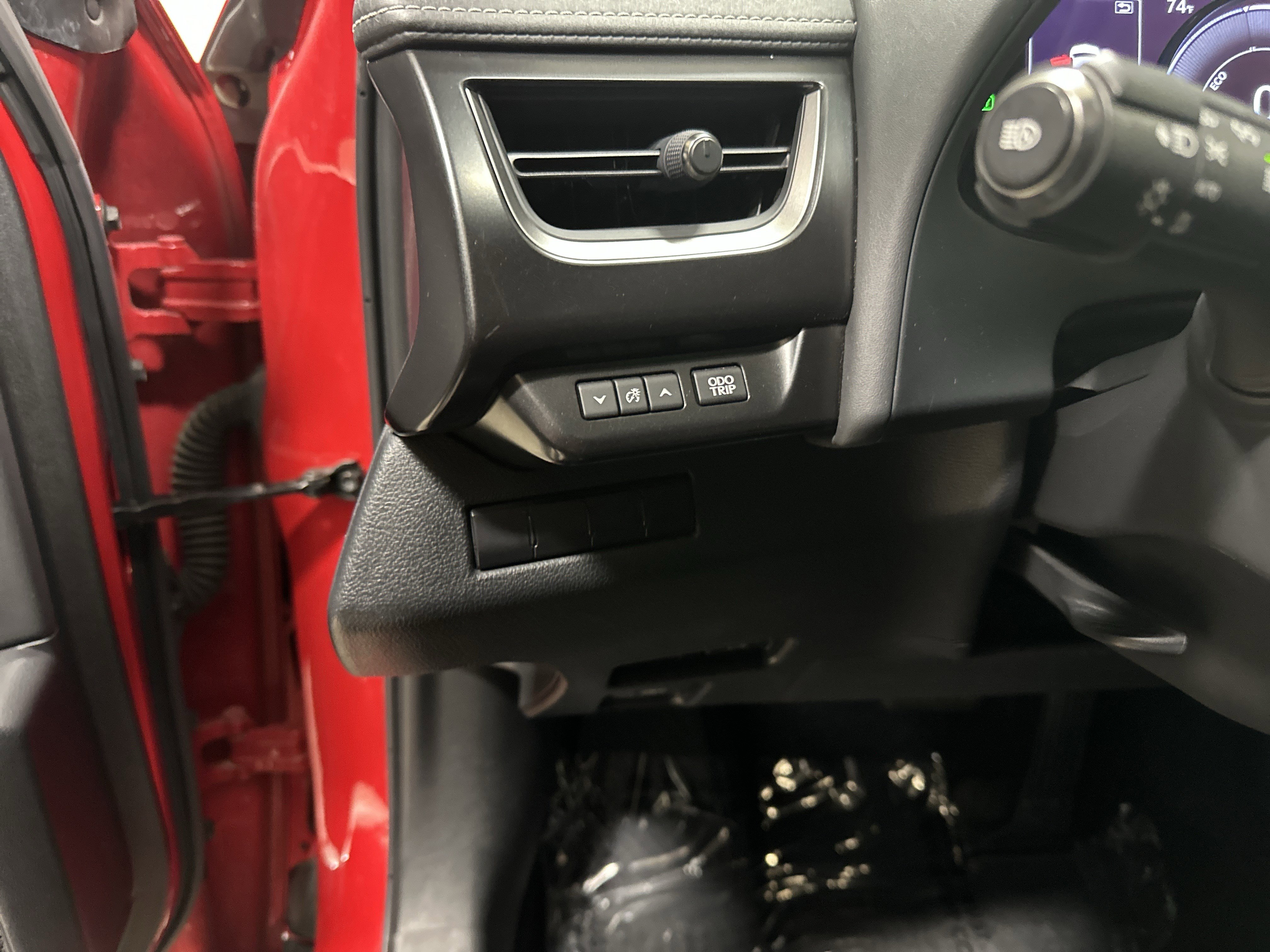 Used 2019 Lexus UX 250h w/ Premium Package image 37