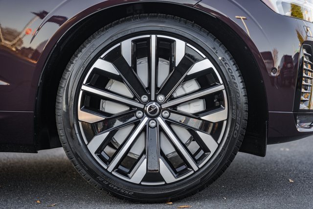 New 2026 Volvo XC60 B5 Ultra w/ Protection Package Premier image 17