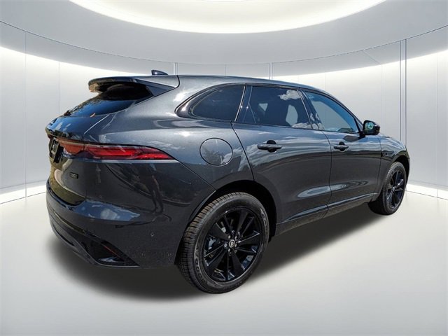 New 2026 Jaguar F-PACE R-Dynamic S image 2