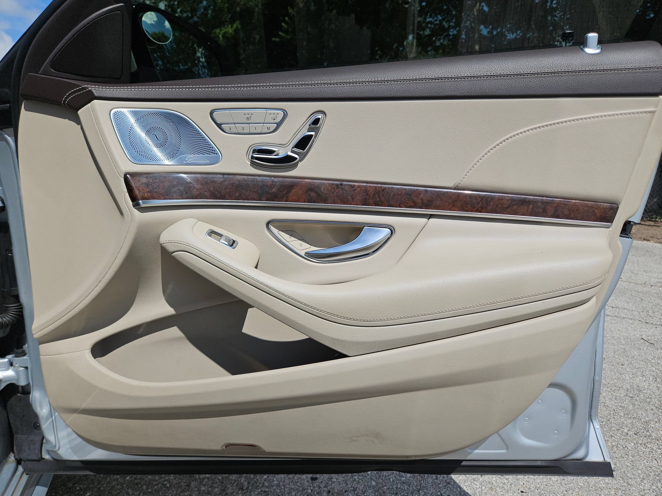 Used 2019 Mercedes-Benz S 450 Sedan image 29