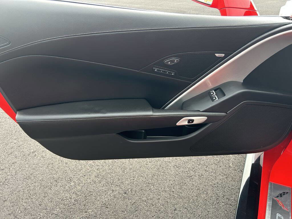 Used 2018 Chevrolet Corvette Grand Sport image 17