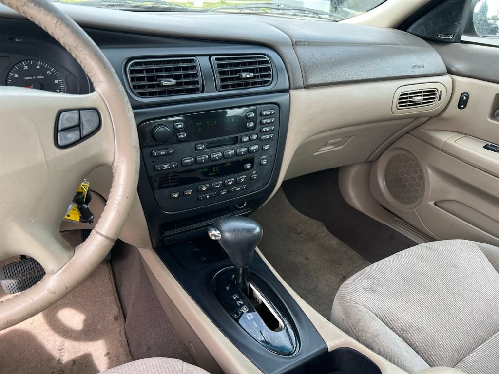 Used 2000 Ford Taurus SEL FWD image 29