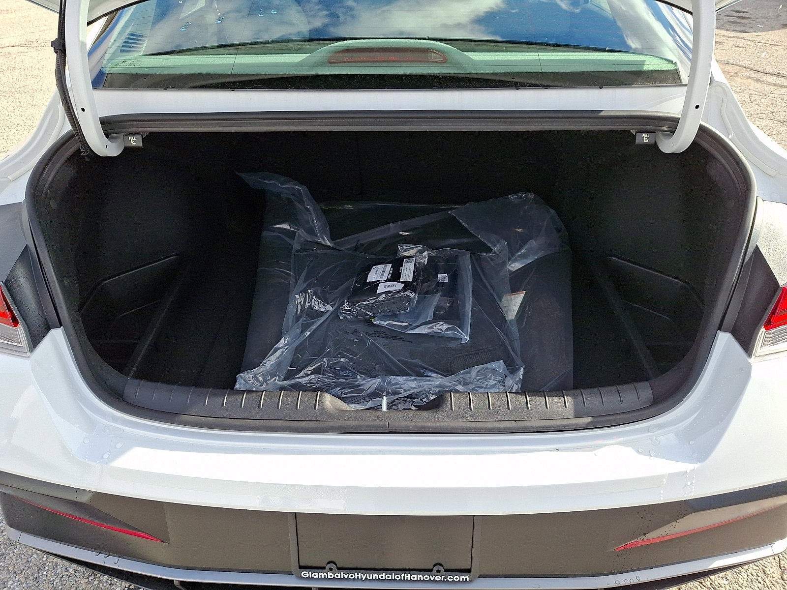 New 2026 Hyundai Elantra SEL Sport Premium image 22