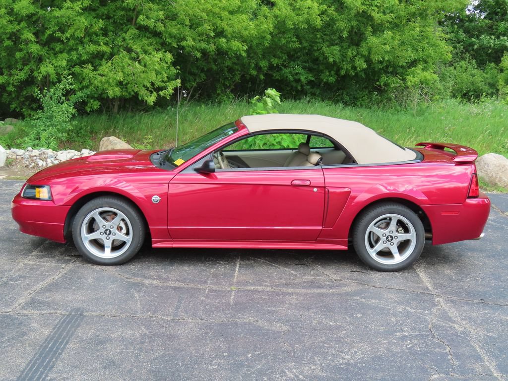Used 2004 Ford Mustang GT RWD image 18