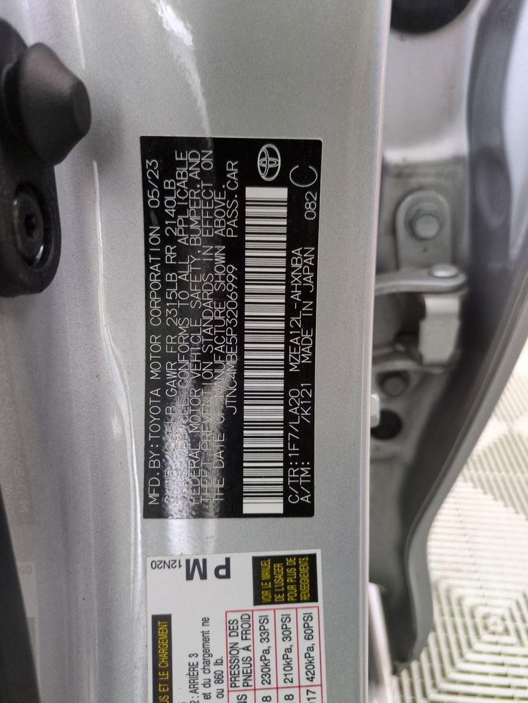 Used 2023 Toyota Corolla XSE FWD image 31