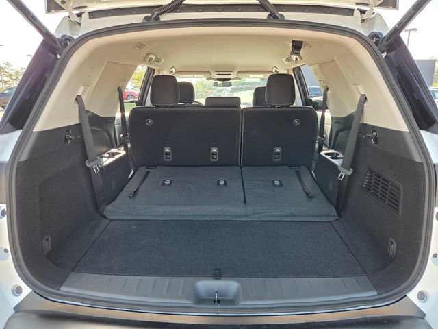 New 2026 Nissan Pathfinder SV FWD image 15