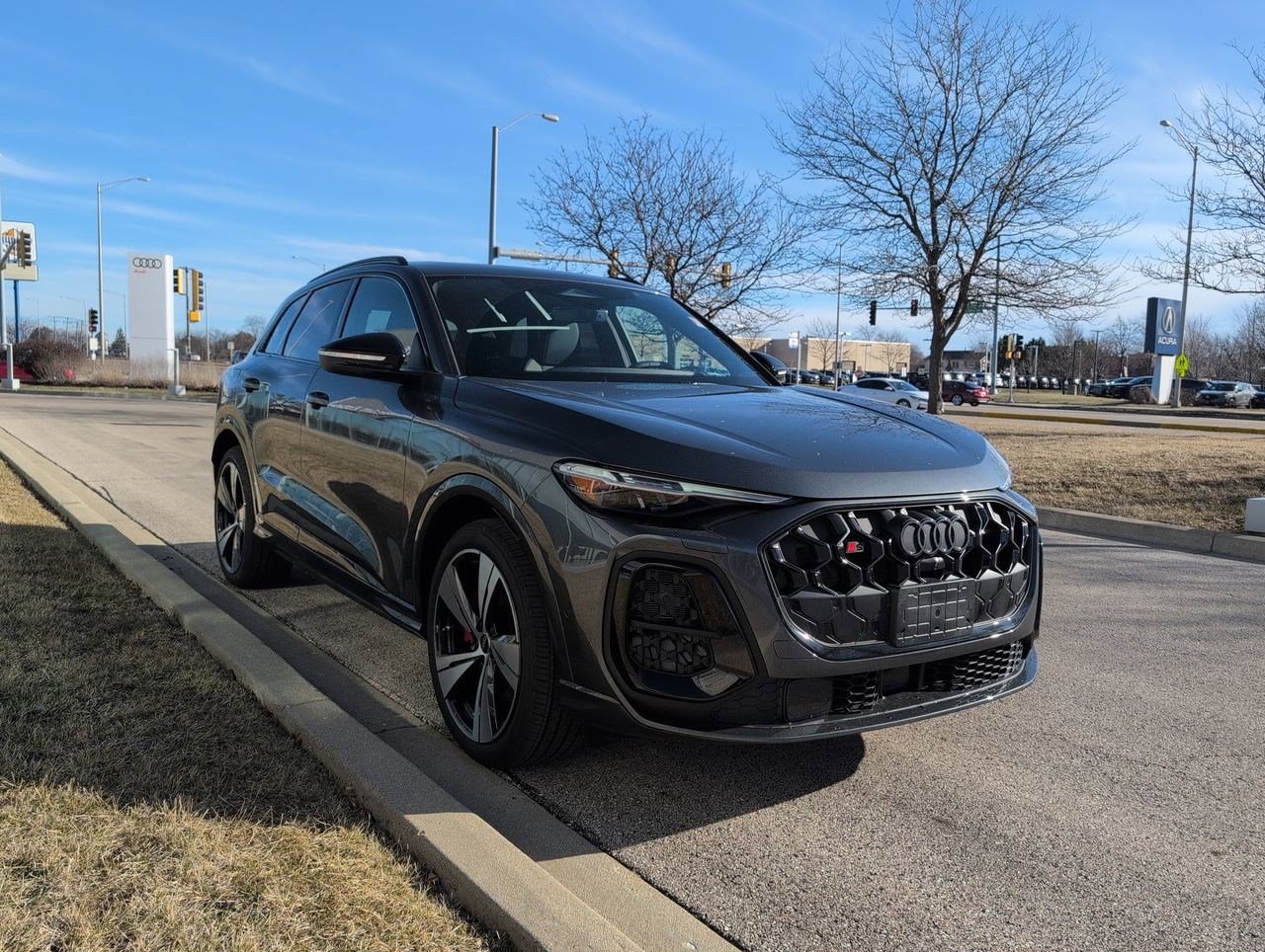 New 2025 Audi SQ5 Premium Plus image 28