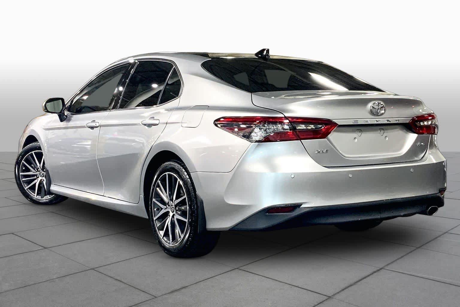 Used 2023 Toyota Camry XLE w/ Navigation Package AWD/4WD image 12