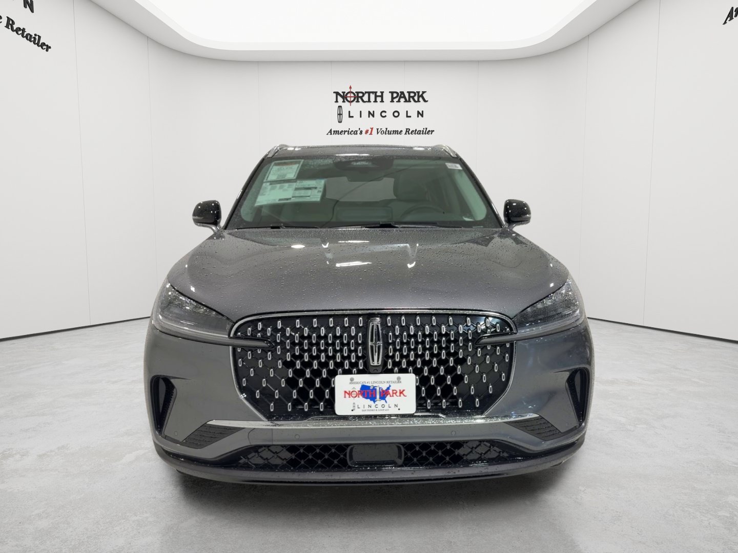 New 2027 Lincoln Aviator 2WD image 8