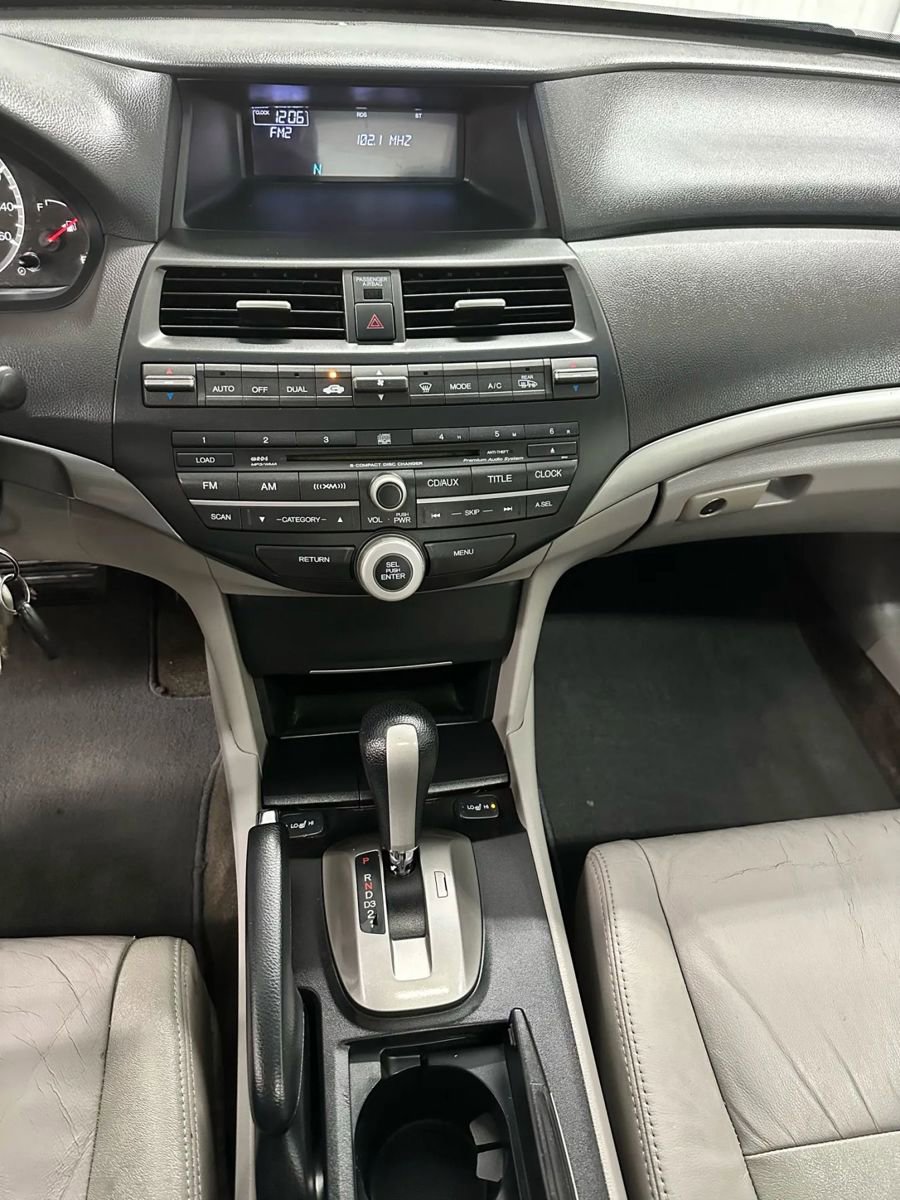 Used 2009 Honda Accord EX-L image 27