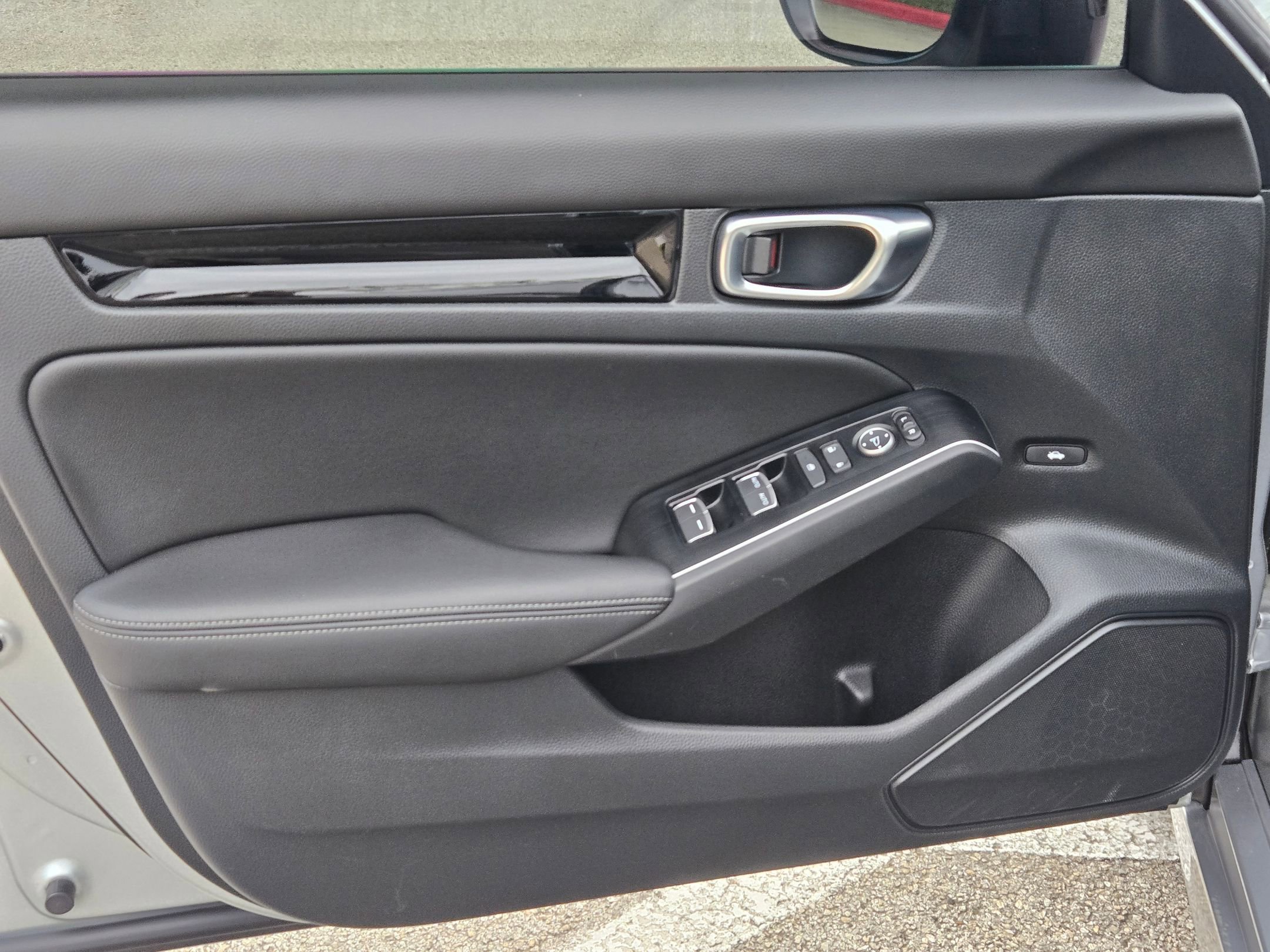 Used 2025 Honda Civic Sport Touring image 10