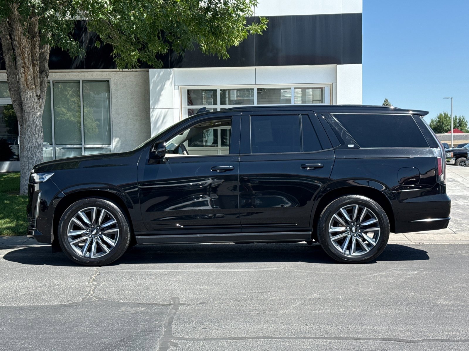 Used 2021 Cadillac Escalade Sport Platinum image 6