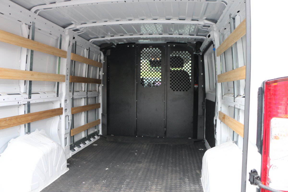 Used 2025 RAM ProMaster 2500 w/ U-Haul Equipment Group FWD image 22