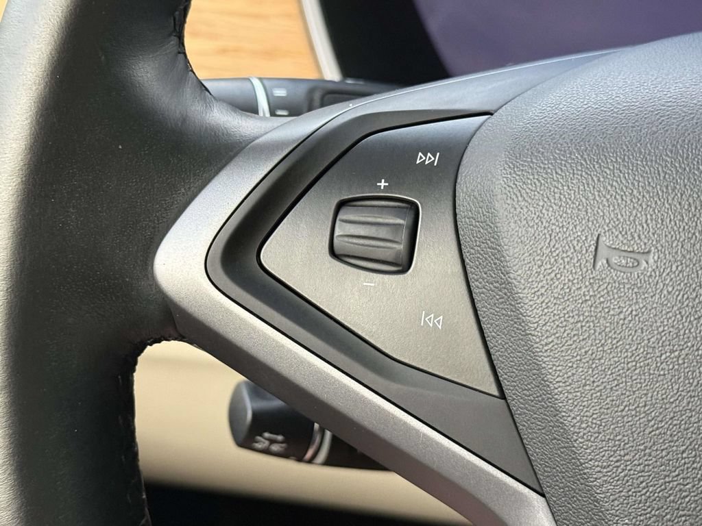 Used 2018 Tesla Model X 75D AWD/4WD image 25