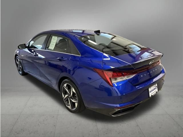 Used 2023 Hyundai Elantra Limited FWD image 3
