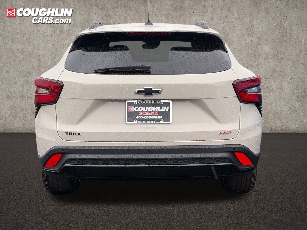 New 2026 Chevrolet Trax RS w/ Sunroof Package FWD image 6