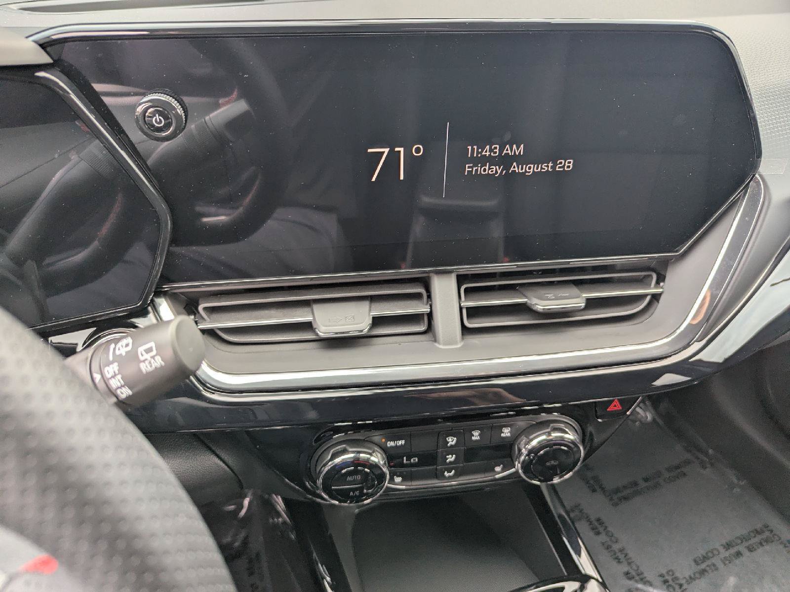 New 2026 Chevrolet Trax RS w/ Driver Confidence Package FWD image 38