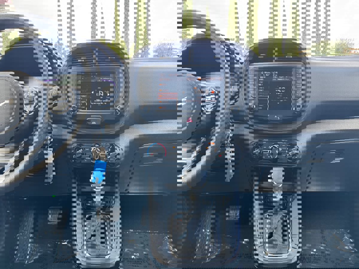 Used 2024 Kia Soul LX w/ Option Group 015 image 15