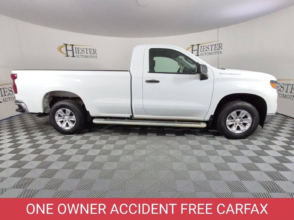 Certified 2025 Chevrolet Silverado 1500 W/T RWD image 3