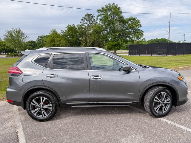 Used 2018 Nissan Rogue SL w/ Premium Package AWD/4WD image 3