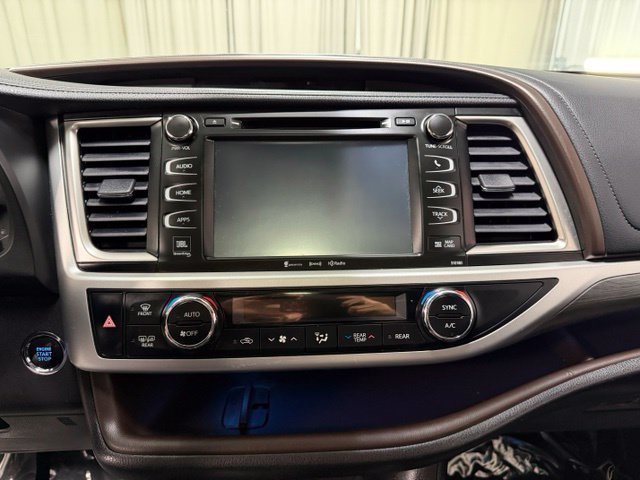 Used 2018 Toyota Highlander Limited AWD/4WD image 14