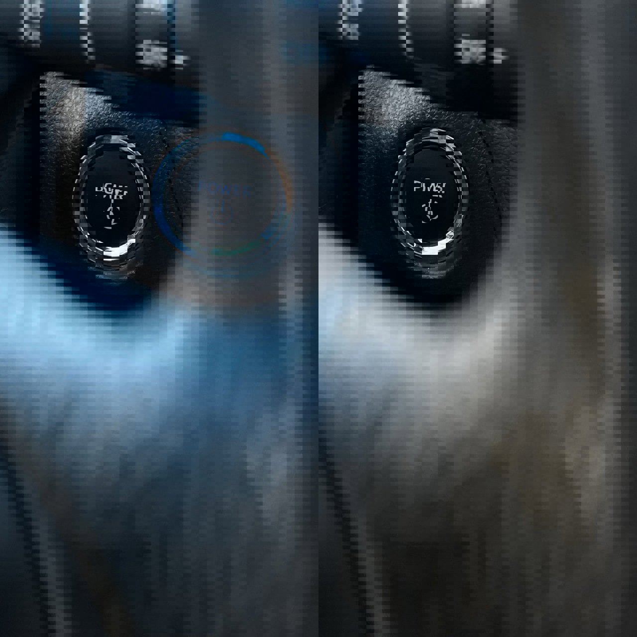 Used 2025 Toyota RAV4 XLE image 17