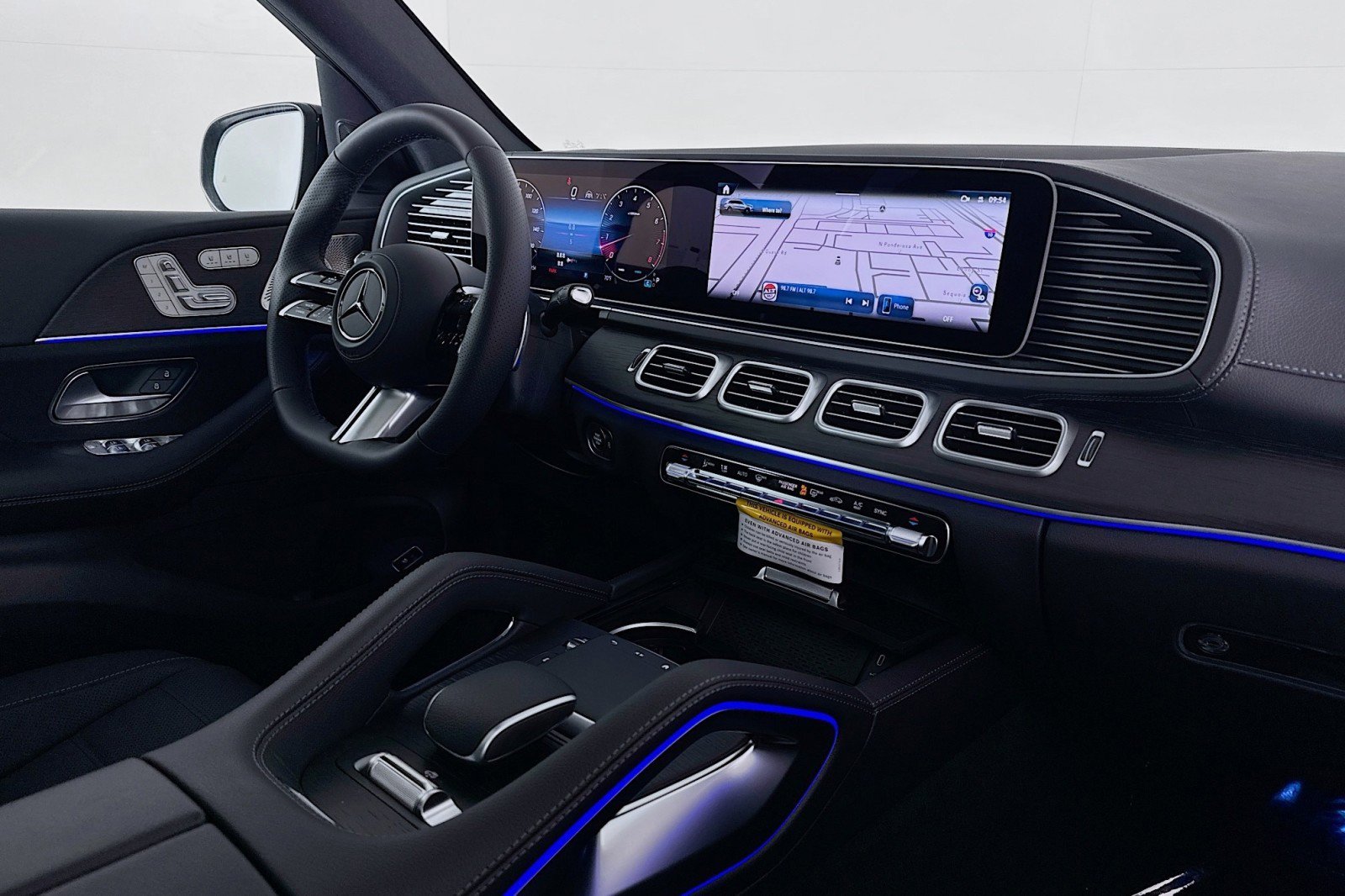 New 2026 Mercedes-Benz GLS 580 4MATIC image 16