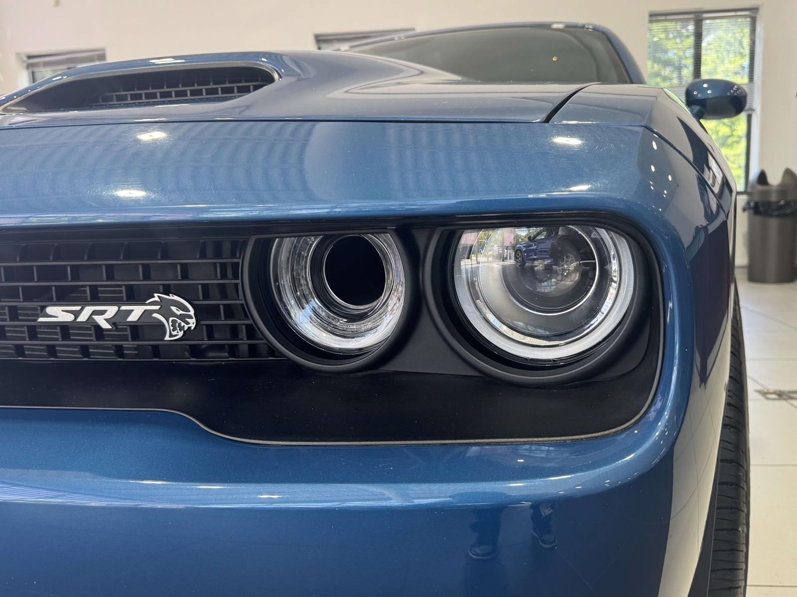 Used 2020 Dodge Challenger SRT Hellcat RWD image 5