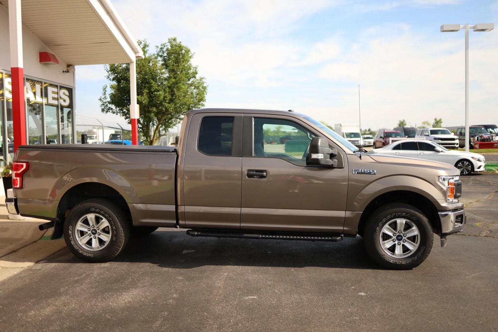 Used 2019 Ford F150 XL w/ Equipment Group 101A Mid AWD/4WD image 4