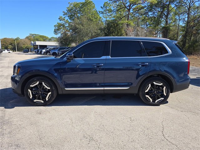 Used 2024 Kia Telluride S w/ S Sunroof Package image 6