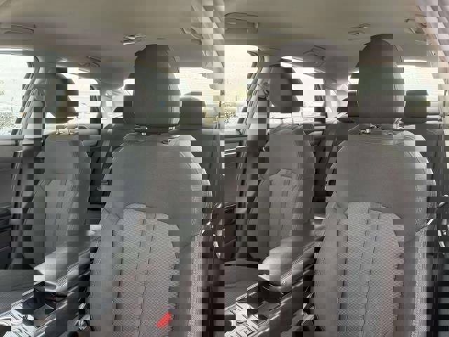 Used 2021 Kia K5 LXS image 11