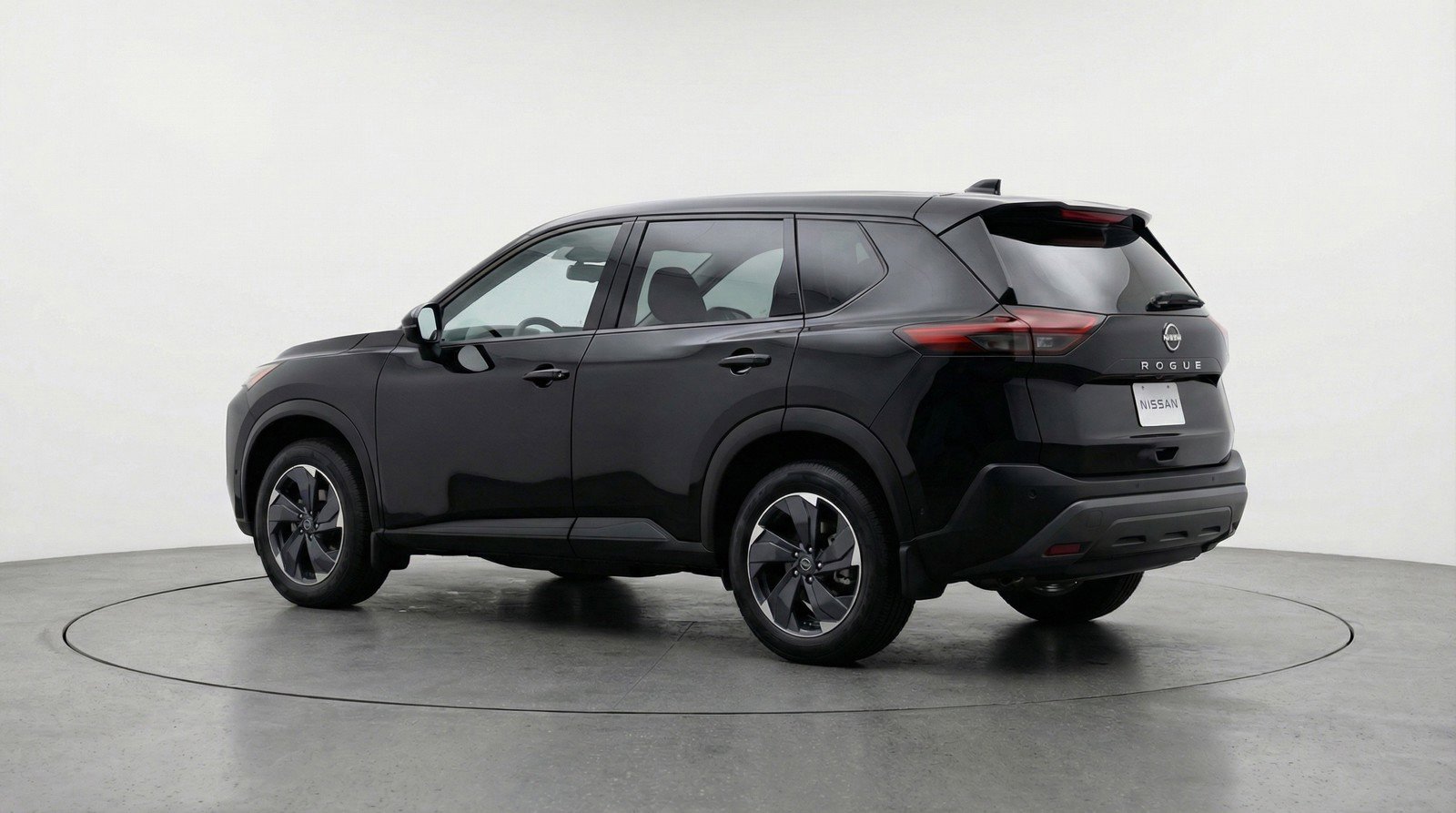 Used 2025 Nissan Rogue SV image 6