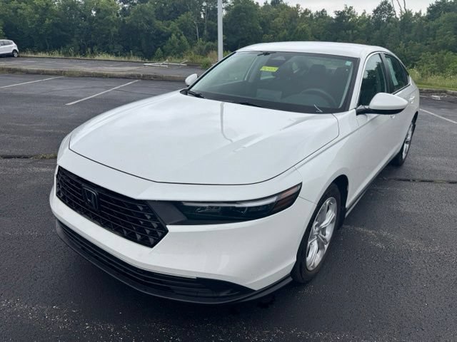 Used 2025 Honda Accord LX image 7