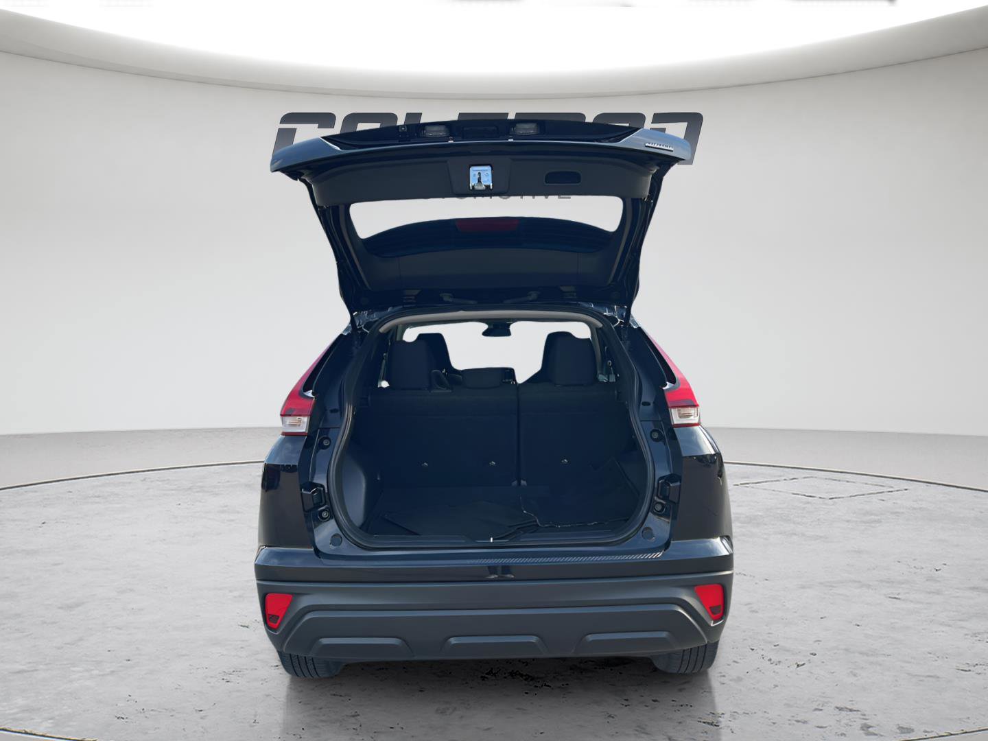 Used 2024 Mitsubishi Eclipse Cross LE image 10