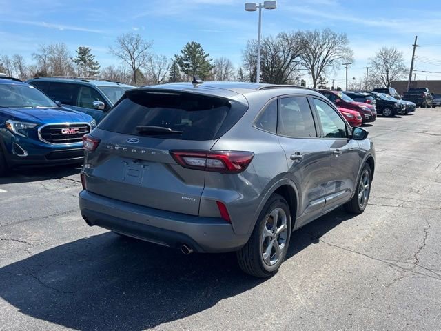 Used 2024 Ford Escape ST-Line w/ Tech Pack #1 image 5