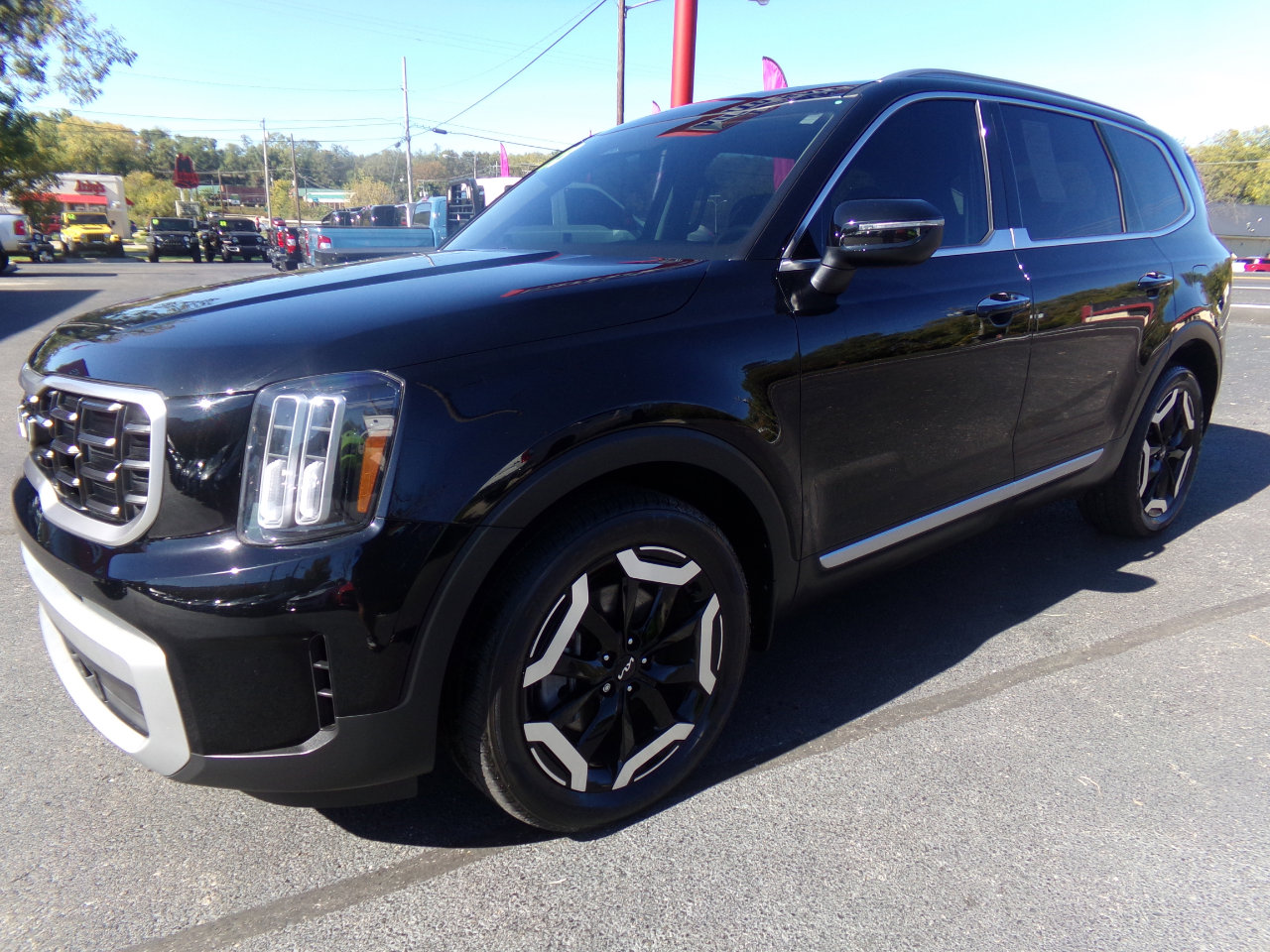 Used 2023 Kia Telluride S w/ S Sunroof Package image 7