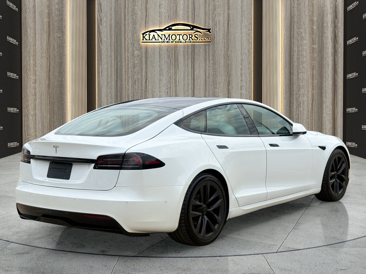 Used 2022 Tesla Model S AWD/4WD image 7