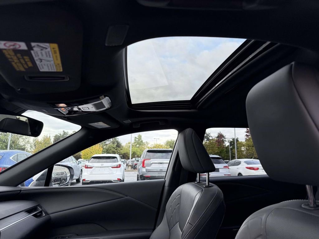 Used 2025 Lexus RX 350 Premium image 20