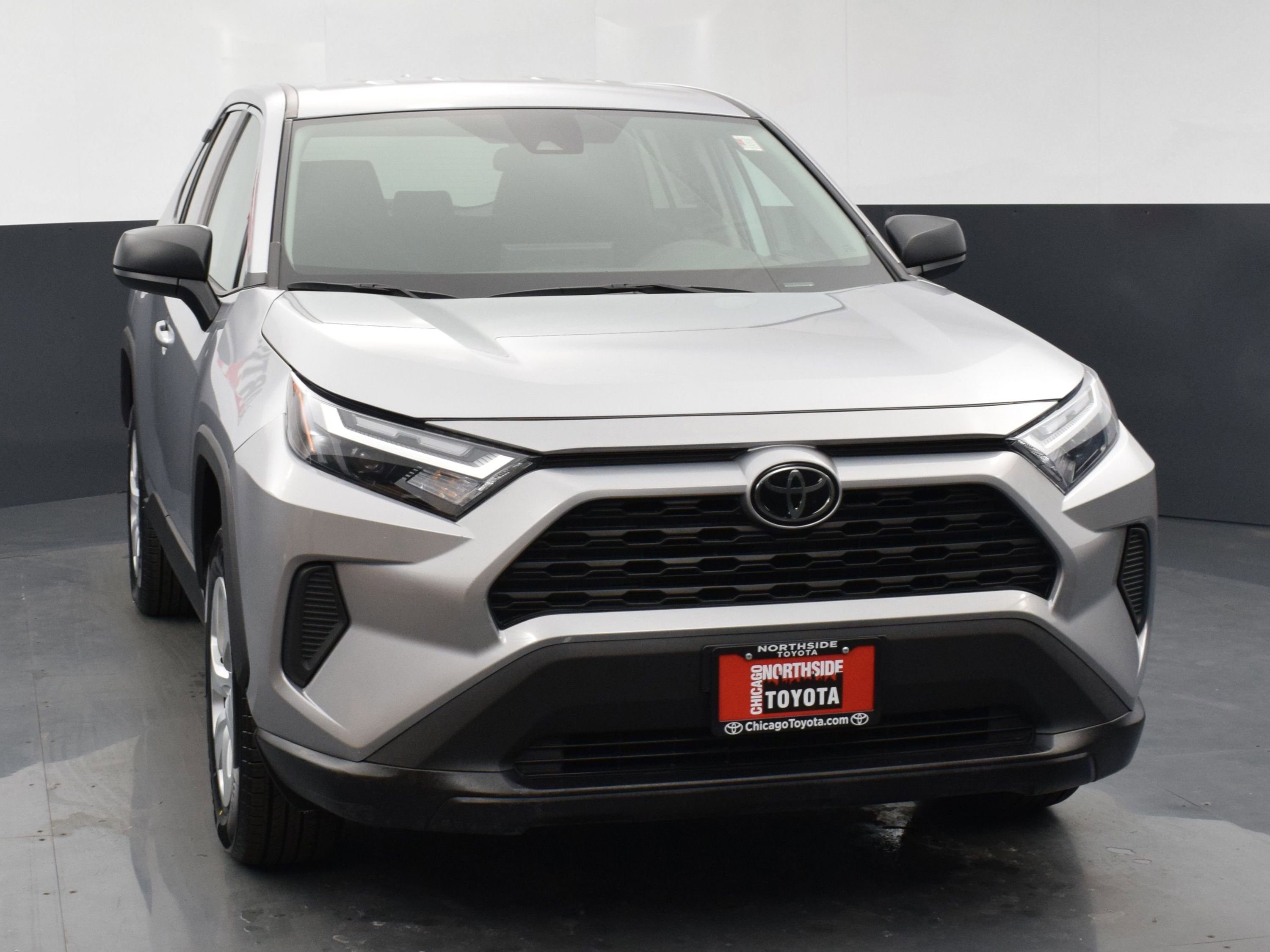 Used 2024 Toyota RAV4 LE image 7