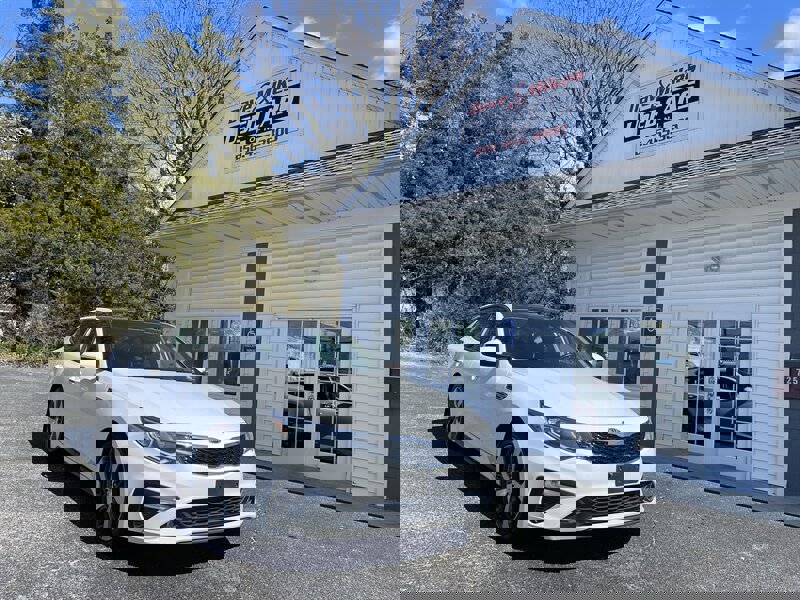 Used 2019 Kia Optima S w/ S Panoramic Sunroof Package