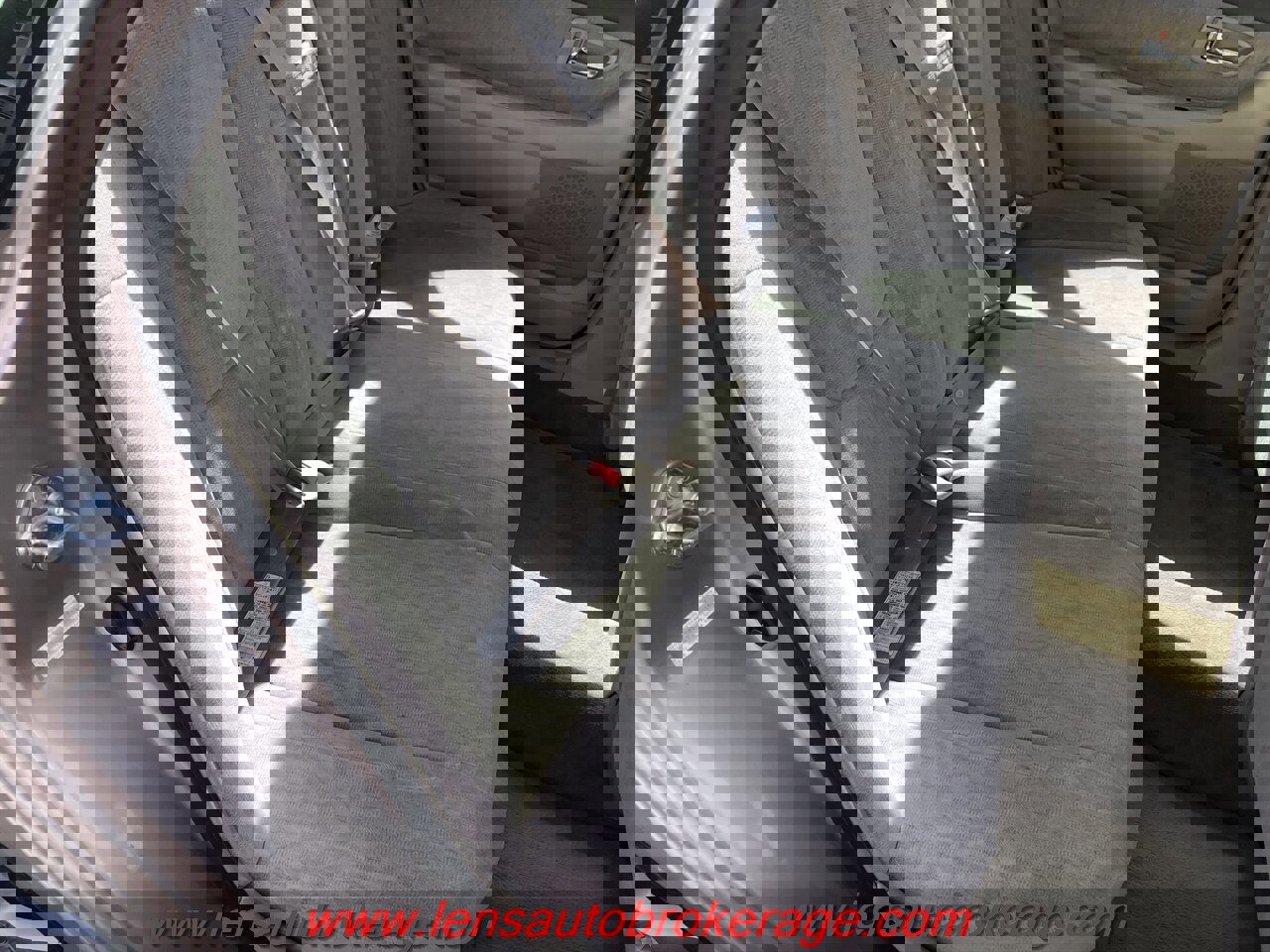 Used 2001 Toyota Avalon XLS image 19