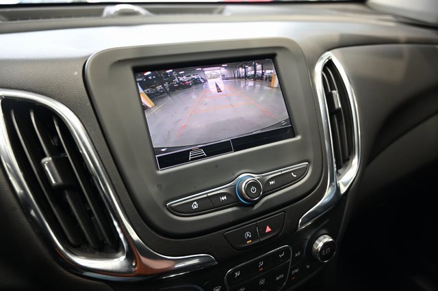 Used 2024 Chevrolet Equinox LT image 16