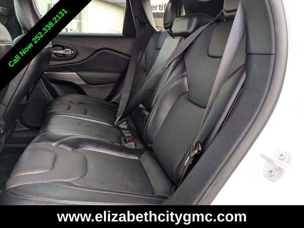 Used 2021 Jeep Cherokee Limited w/ Mopar Interior Package image 16