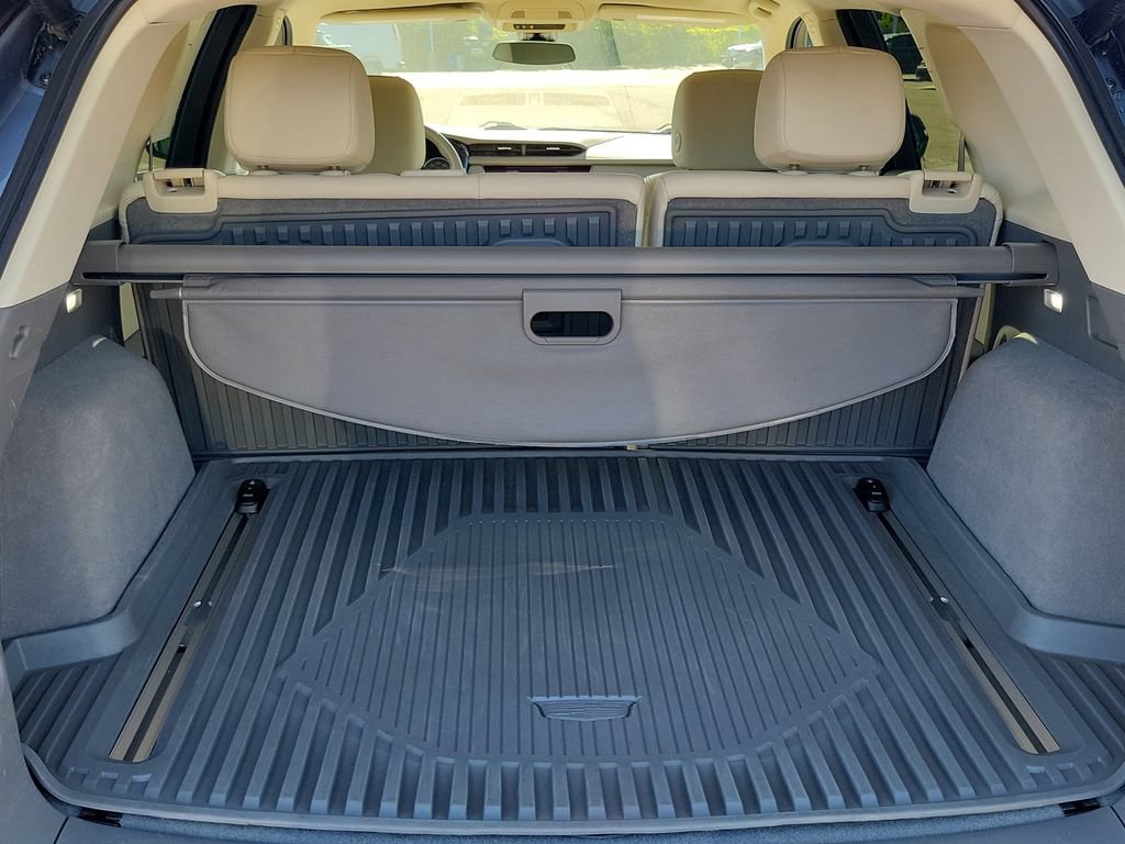 Used 2021 Cadillac XT5 Premium Luxury w/ LPO, Floor Liner Package FWD image 35
