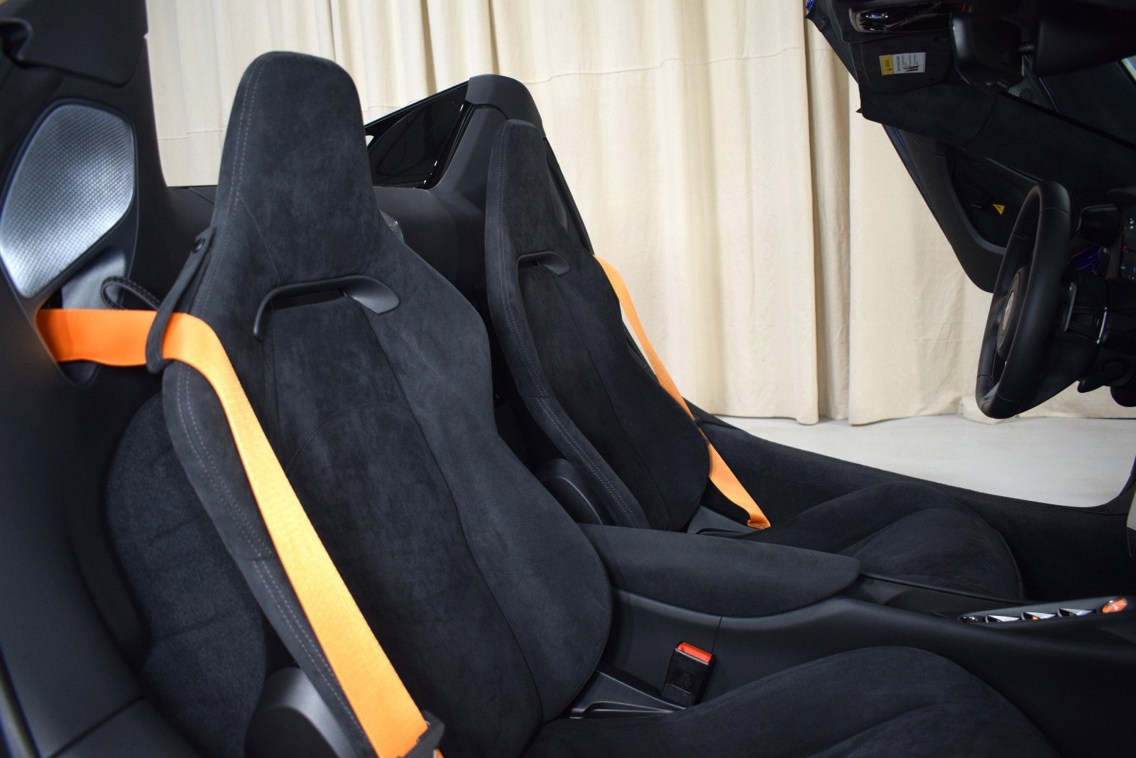 New 2026 McLaren Artura image 18