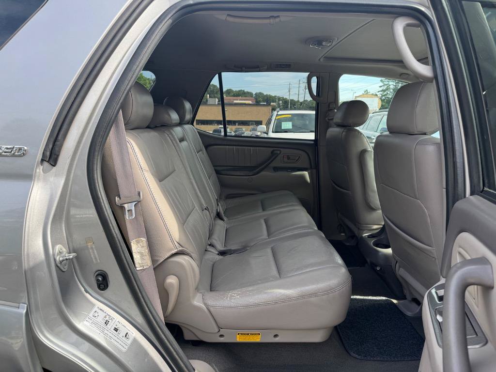 Used 2001 Toyota Sequoia Limited RWD image 15